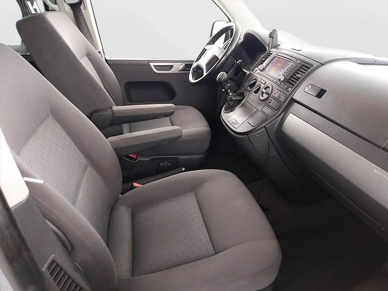 Volkswagen Multivan (2006) 2.5 TDI - fotka 9 z 19