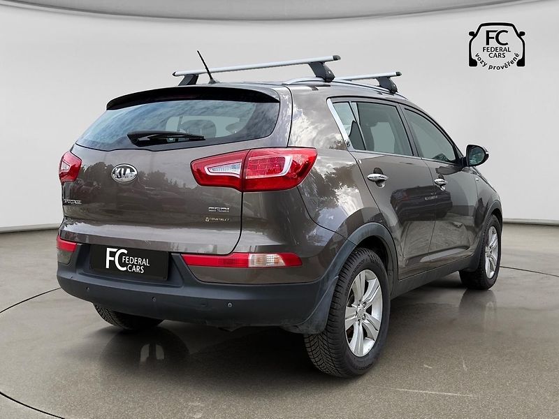 Kia Sportage 2.0 CRDI 4x4 Comfort Plus - fotka 5 z 24