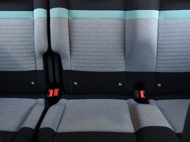 Citroën Berlingo (2022) Feel 1.5 BlueHDi, 5Míst, ČR - fotka 8 z 15