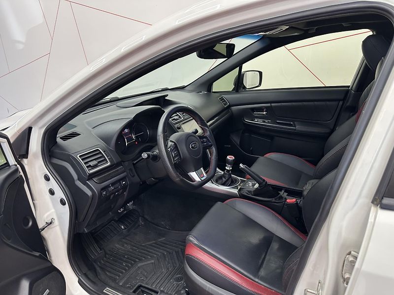 Subaru WRX STI (2017) WRX STI 2.5*BEZKLÍČ*PANO*TOP - fotka 8 z 21
