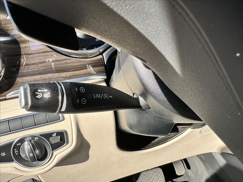 Mercedes-Benz Třídy V V 300d 4MATIC/L/AVANTGARDE - fotka 13 z 13
