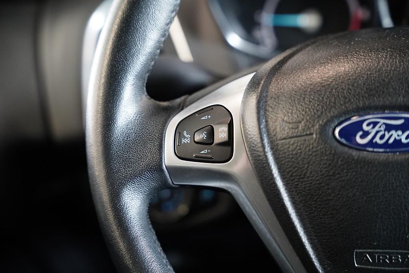 Ford B-MAX - fotka 16 z 24