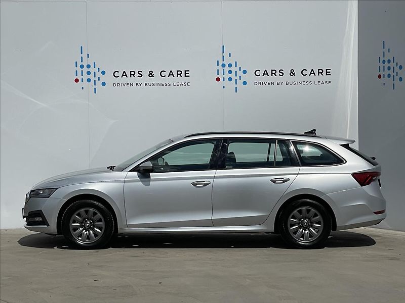 Škoda Octavia 2,0 TDI Combi Ambition Plus - fotka 2 z 22