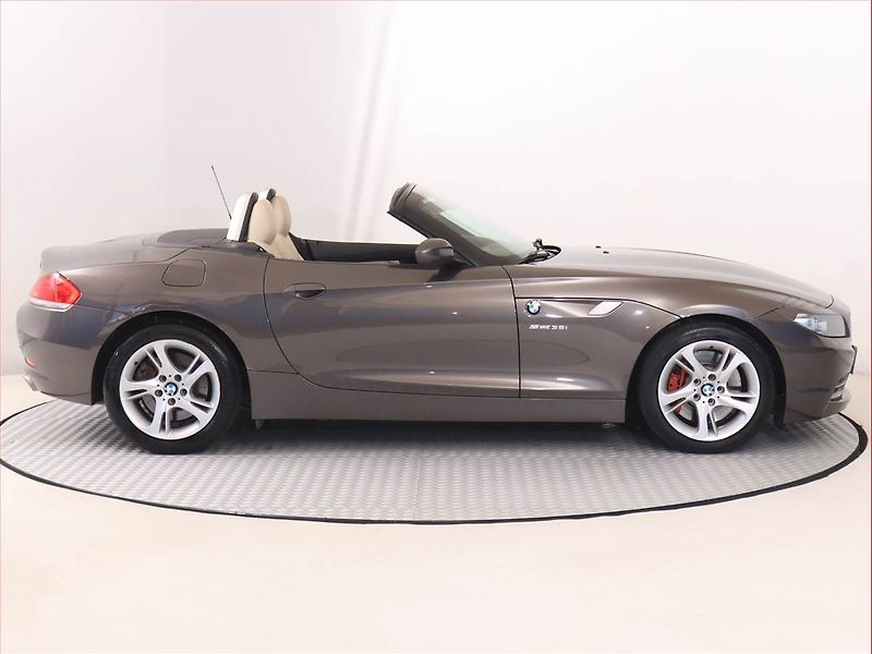 BMW Z4 (2009) sDrive35i, Automat, Serv.kniha - fotka 6 z 17