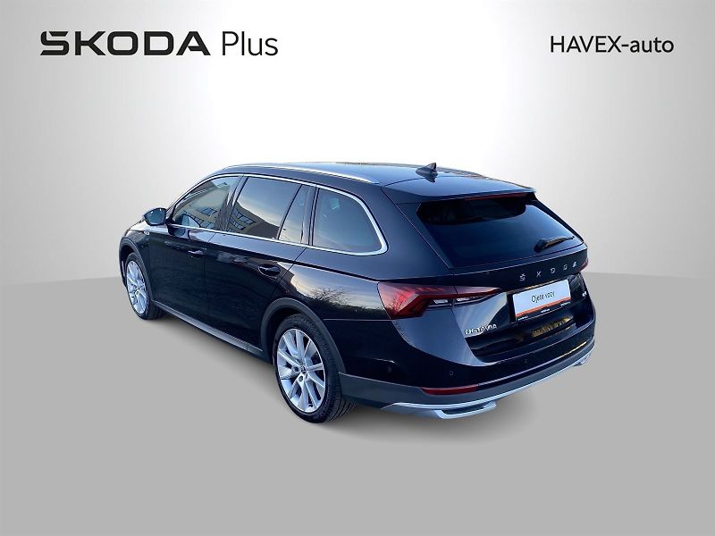 Škoda Octavia (2021) Combi 2.0 TDI 4x4 DSG Scout - fotka 33 z 34