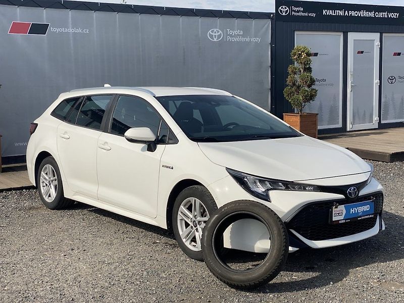 Toyota Corolla 1.8HSD, ČR-1m, ComTech, DPH - fotka 1 z 16