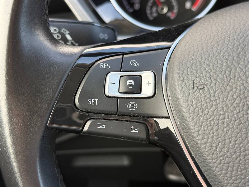 Volkswagen Touran (2021) 1.5 TSI 110 kW Comfortline 7DS - fotka 17 z 22