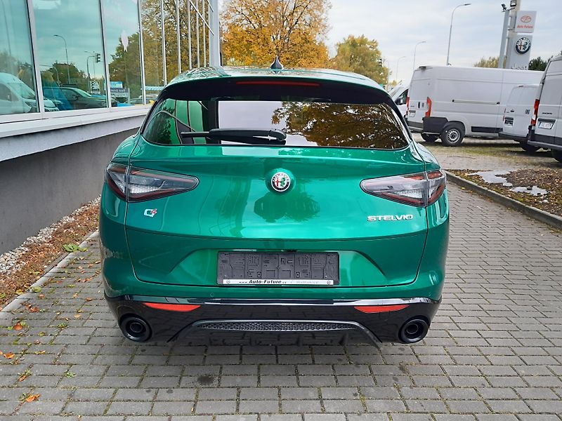Alfa Romeo Stelvio (2026) Intensa  4x4 2,0 280PS - fotka 8 z 37