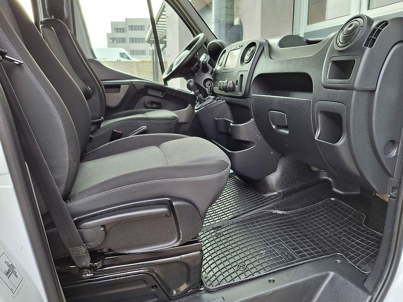Renault Master (2018) 2.3 DCI Sklápěč, 6míst, ZÁRUKA - fotka 17 z 30