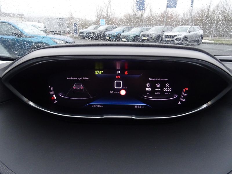 Peugeot 3008 (2022) ALLURE 1.5 BHDi S&S 130k EAT8 - fotka 38 z 73