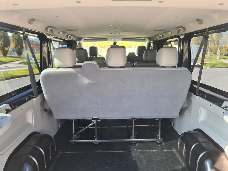Opel Vivaro (2012) LONG 2.0 CDTi HRADEC KRÁLOVÉ - fotka 56 z 89