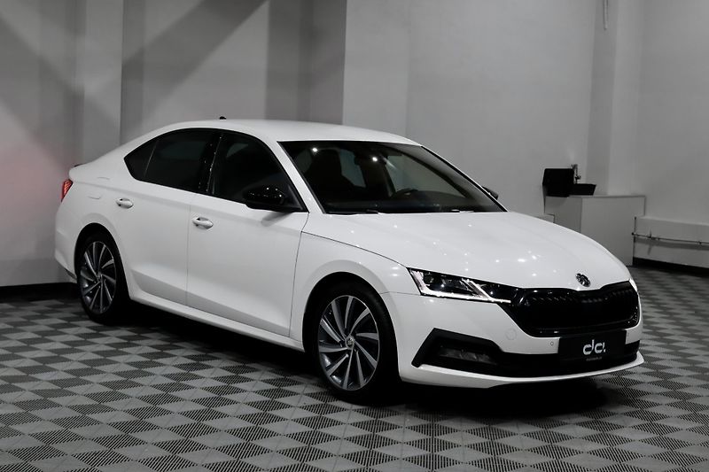 Škoda Octavia 4 2.0 TDI 110 kW DSG - fotka 2 z 45