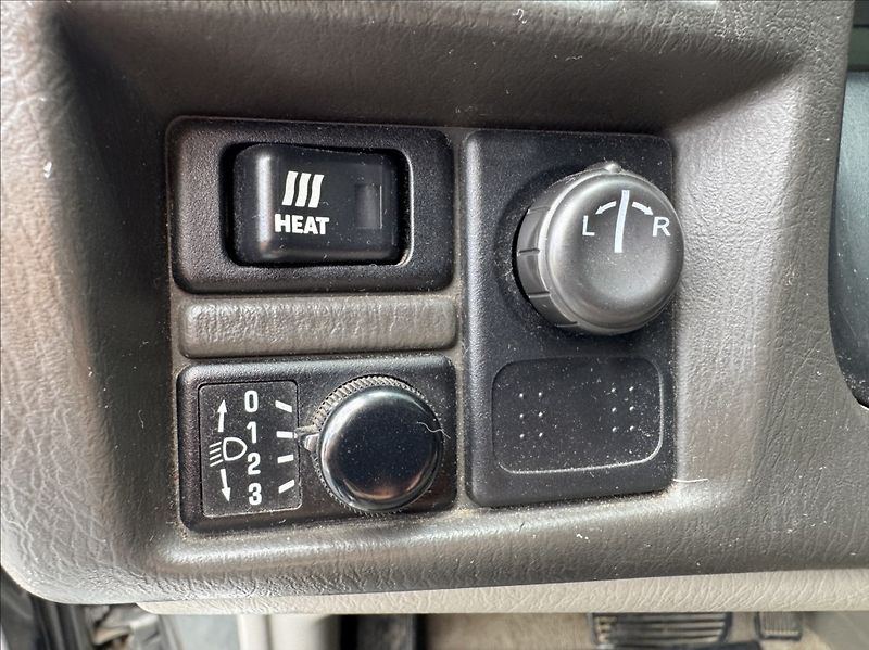Nissan Patrol 3,0 Di GR Wagon 4X4 - fotka 25 z 50