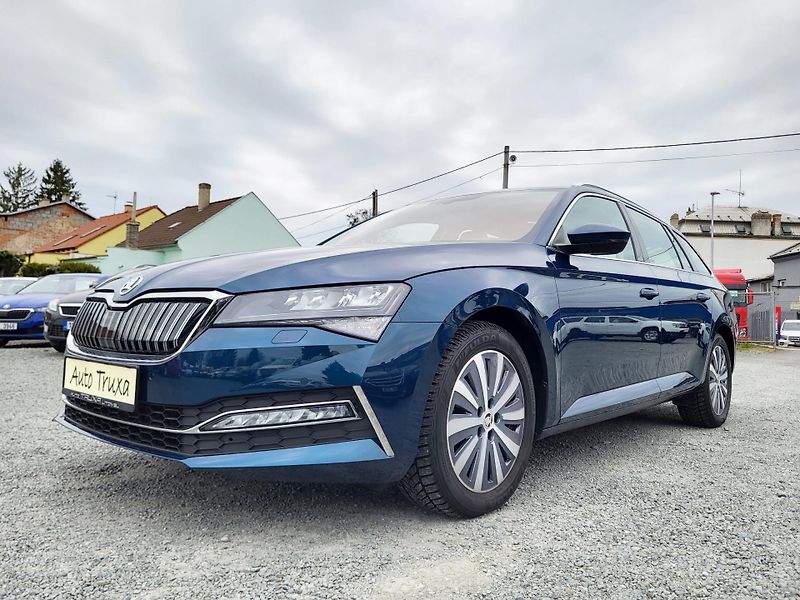 Škoda Superb iV 1.4 PHEV 160kW DSG STYLE - fotka 30 z 48