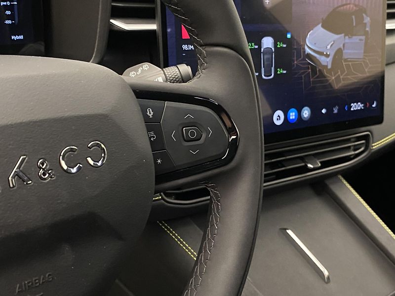 Lynk & Co 01 (2025) CORE PHEV AUT CZ 1.maj - fotka 26 z 95