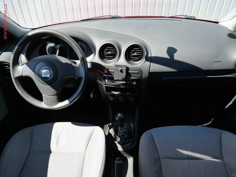 Seat Ibiza (2003) 1.2 HTP, ČR - fotka 8 z 13