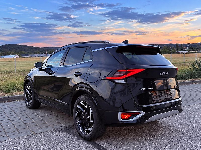 Kia Sportage (2023) - fotka 4 z 41