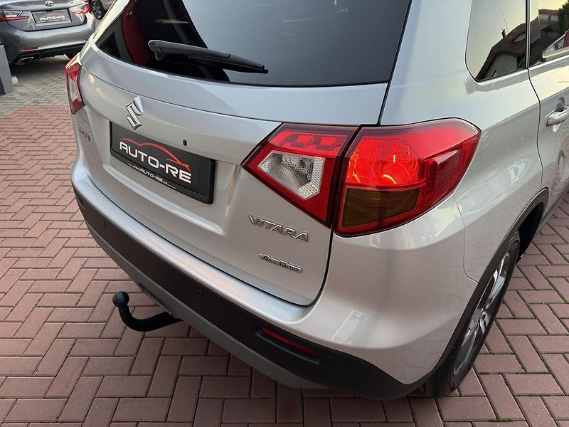Suzuki Vitara (2017) 1.6i VVT LED Allgrip Kamera - fotka 37 z 50