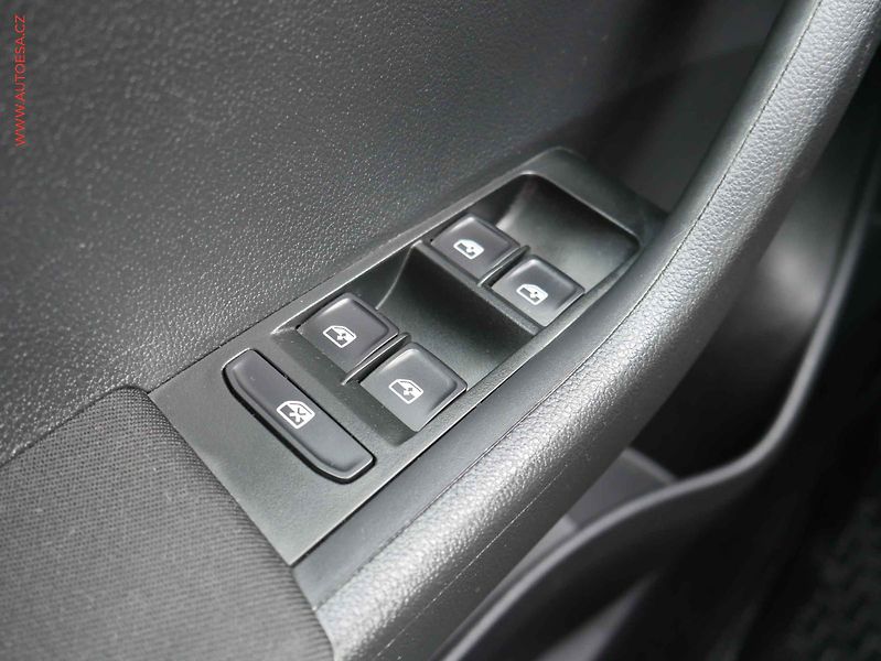 Škoda Fabia (2016) 1.2 TSI, 1.maj, Ambition - fotka 11 z 17