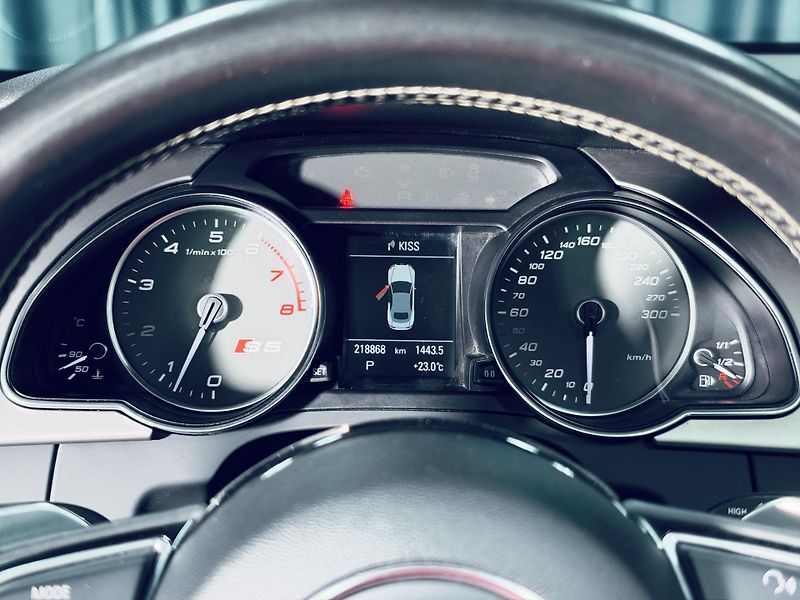 Audi S5 (2012) S5 CABRIOLET TFSI B&O TAŽNÉ - fotka 21 z 37