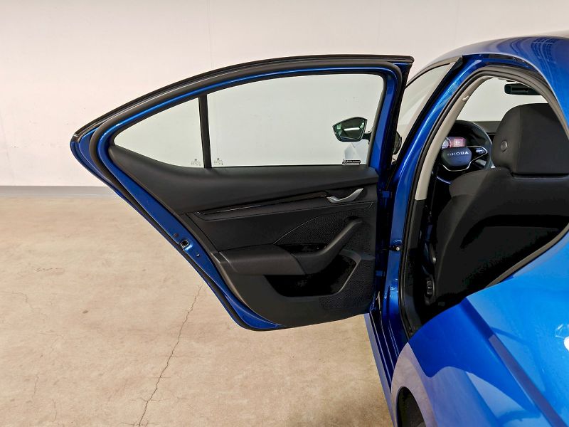 Škoda Octavia (2025) 2.0 TDI 110 kW DSG Essence - fotka 22 z 30