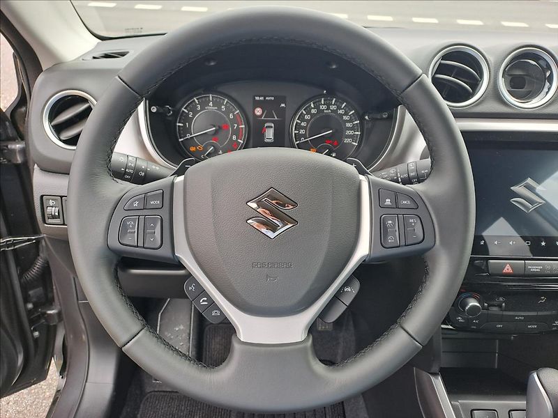 Suzuki Vitara (2026) 1,4 BoosterJet Premium AllGrip - fotka 10 z 23