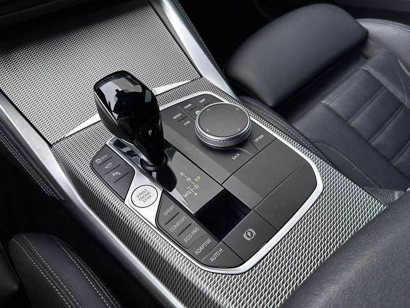 BMW Řada 4 M440i xDrive GranCoupé - fotka 24 z 29