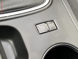 Renault Mégane (2018) 1.3 i, ČR, AC, tempo, park - náhled 13