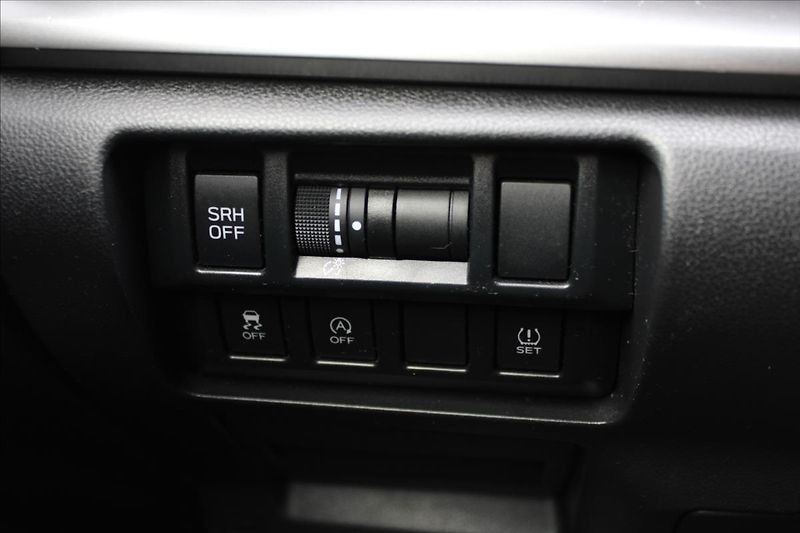 Subaru XV 1,6 i  1.MAJ, EXECUTIVE - fotka 12 z 37