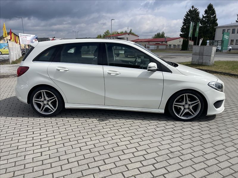 Mercedes-Benz Třídy B 2,2 CDi B200 Premium Automat L - fotka 5 z 35