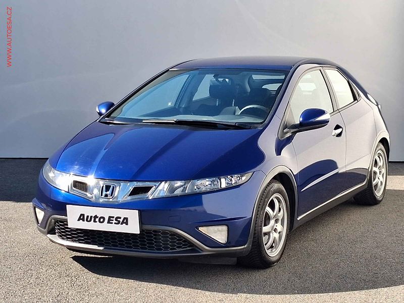 Honda Civic (2008) 1.4 i-VTEC, ČR, AC, tempo - fotka 3 z 17