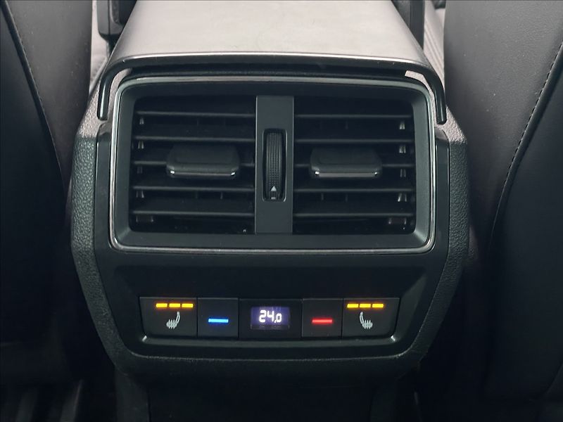 Škoda Kodiaq 2,0 TDI 4x4 DSG Style WEBA+TZ - fotka 16 z 28