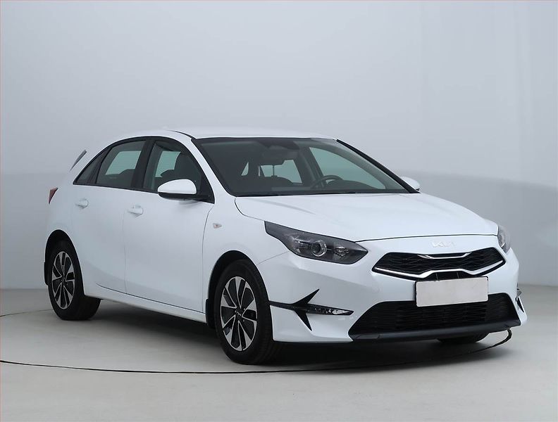 Kia Ceed (2025) Spin 1.0 T-GDI, ČR,1.maj - fotografie inzerátu