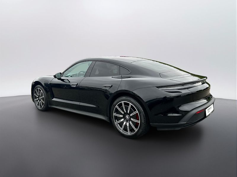 Porsche Taycan (2023) 4S - fotka 8 z 25