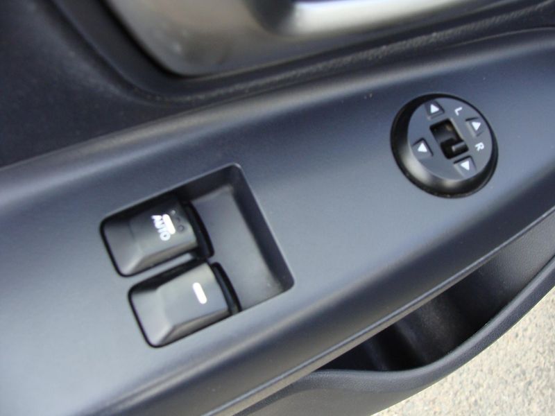 Kia Rio 1.4i, 80 kW, klimatizace - fotka 10 z 23