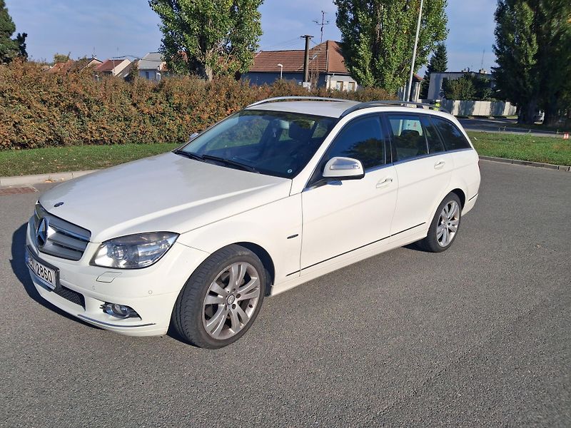 Mercedes-Benz Třídy C (2008) C200 CDI, ČR, STK do 6/2028  - fotka 1 z 41