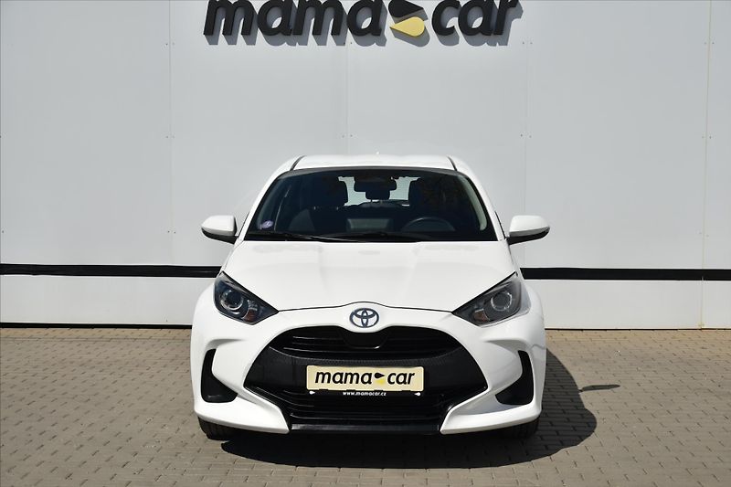 Toyota Yaris 1.5 HYBRID e-CVT A/T ACC - fotka 2 z 22