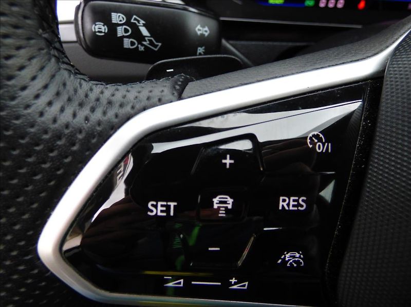 Volkswagen Arteon 1,4 1.4 TSI  DSG,eHybrid,R-lin - fotka 19 z 85