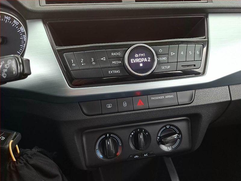 Škoda Fabia (2016) 1.2 TSI - fotka 12 z 14