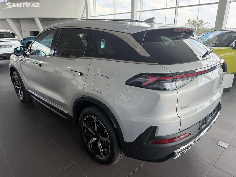 BAIC X75 (2025) ALL IN 130 kW Panorama DCT - fotka 5 z 29