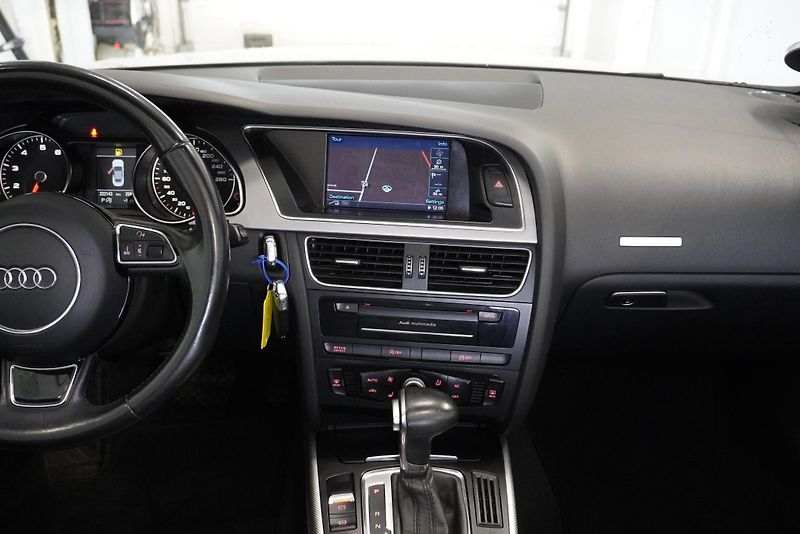 Audi A5 2.0 TFSI 155kW QUATTRO KABIRO - fotka 21 z 30