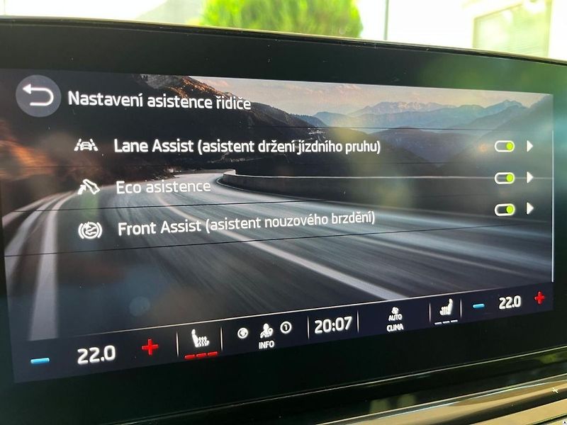 Škoda Octavia 2.0TDI-85KW/2022/1M,WEBASTO-ZÁ - fotka 34 z 48