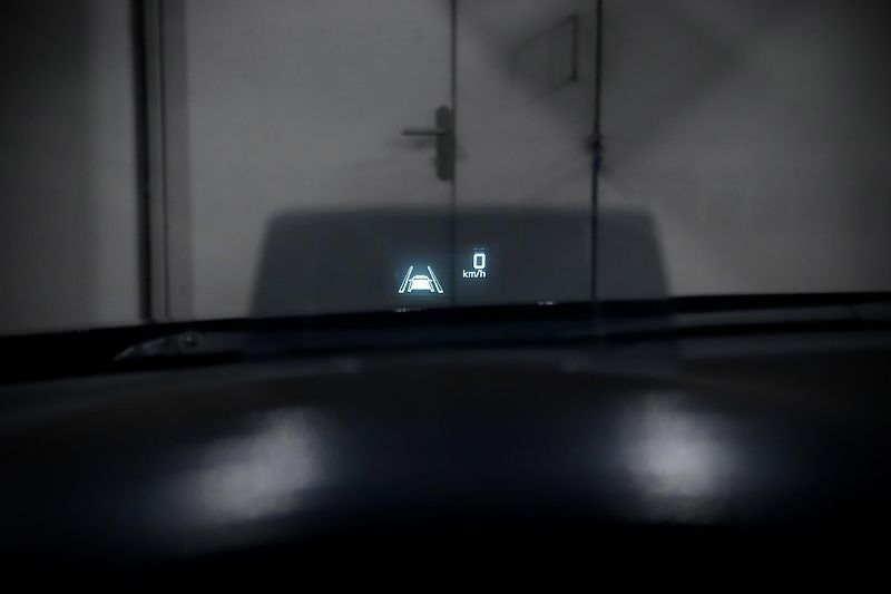 Mazda 6 Wagon 2.0 Skyactiv 121 kW - fotka 33 z 34