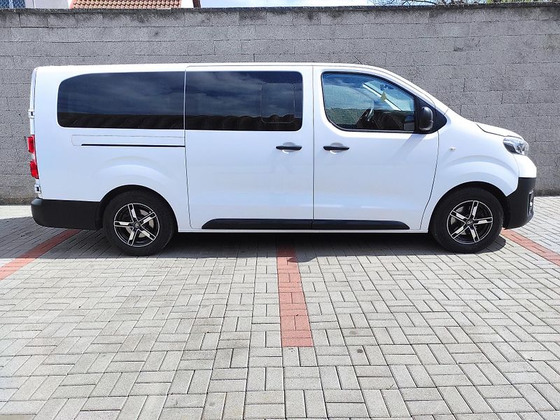 Toyota ProAce 2,0D-4D 9 míst, L2, ČR, TZ - fotka 5 z 31