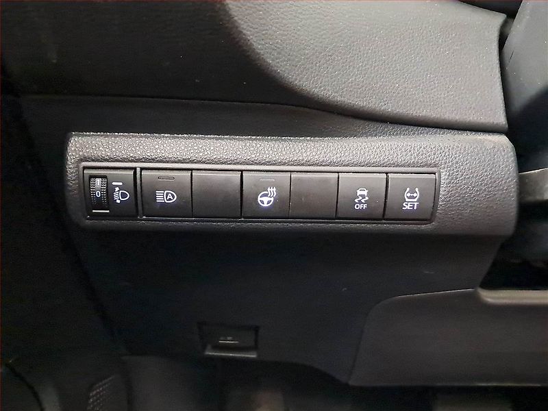 Toyota Corolla (2019) Executive 1.8 Hybrid, Automat - fotka 16 z 18