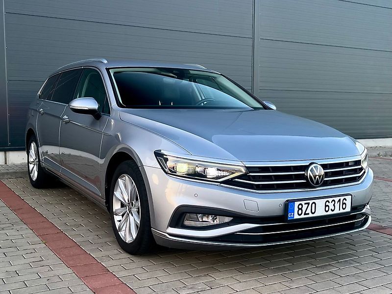 Volkswagen Passat (2020) 2.0 TDI-DSG-ELEGANCE - fotka 3 z 49
