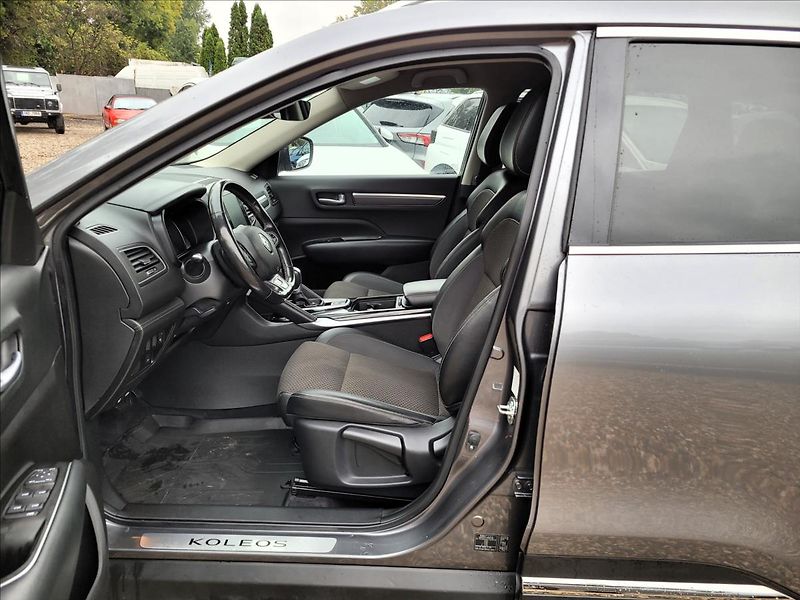 Renault Koleos 2,0 4x4,Initiale ,tažné,výhřev - fotka 8 z 48