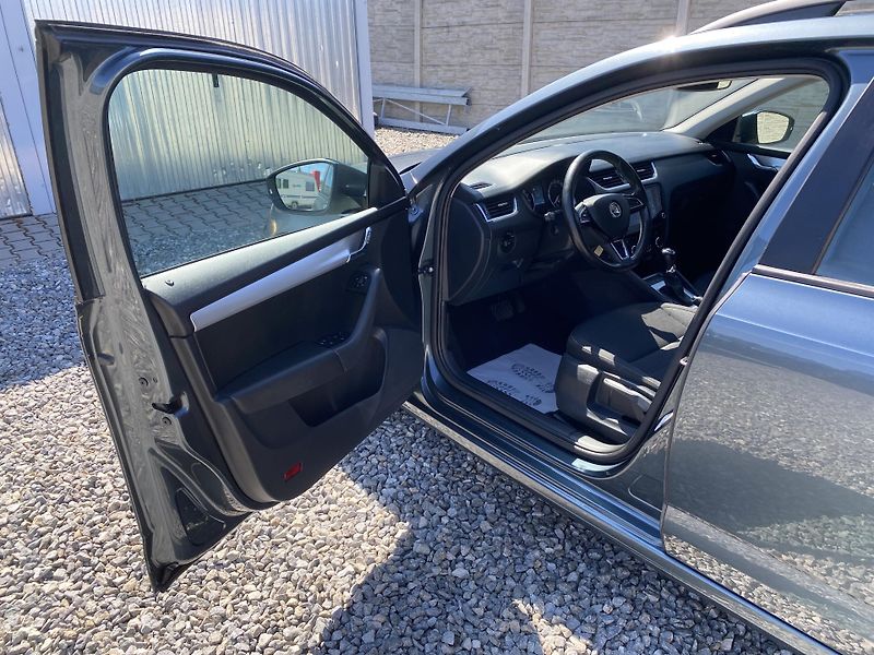 Škoda Octavia 1.6TDi 115PS DSG DPH REZERVACE - fotka 137 z 154