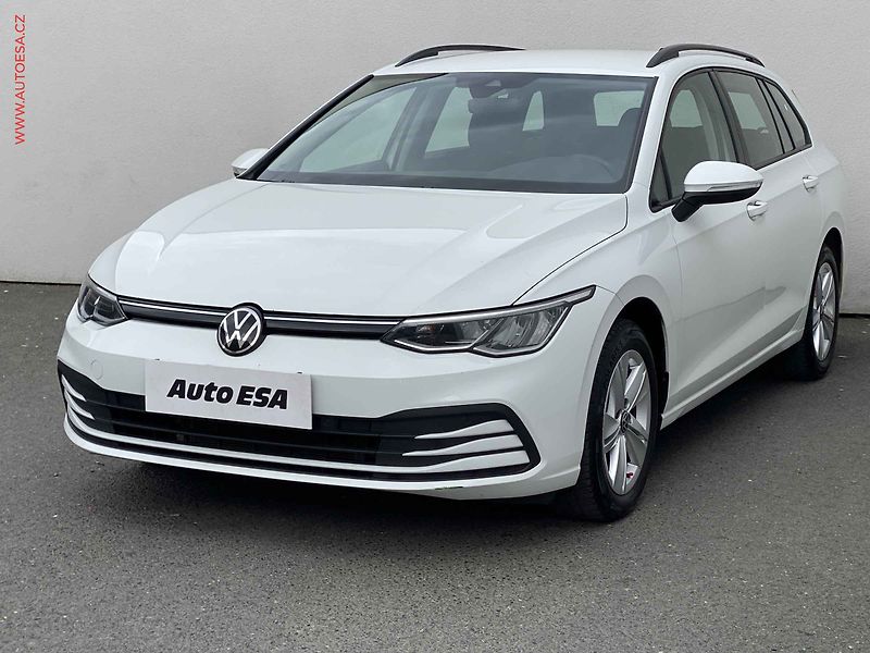 Volkswagen Golf (2022) 2.0 TDi, ČR, Life, LED - fotka 3 z 19