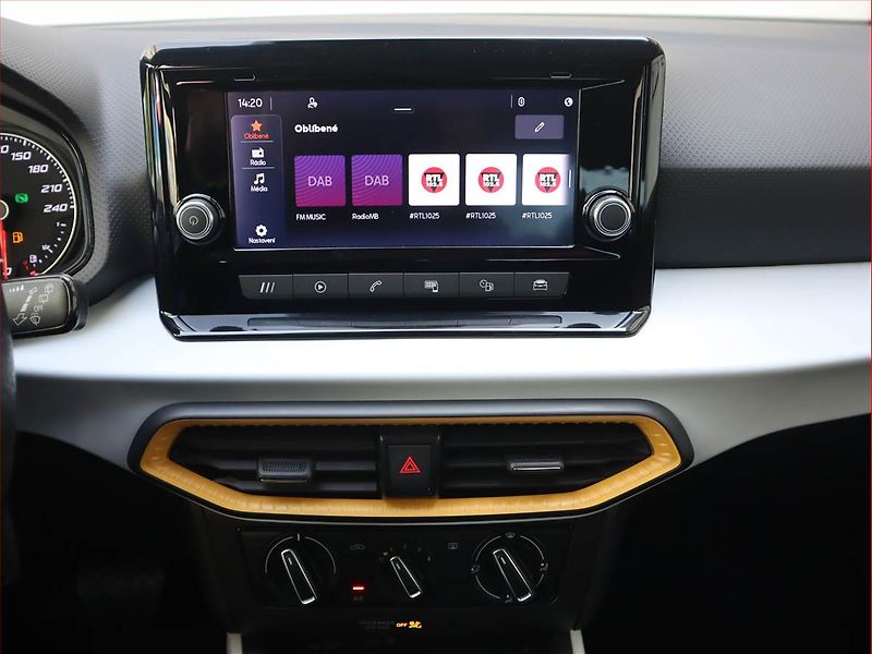 Seat Arona (2022) Xperience 1.0 TSI, Automat - fotka 12 z 21